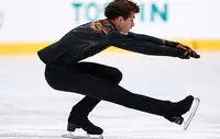 Фигурист Дикиджи лидирует после короткой программы на турнире в Казахстане