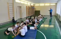 Физ-ра останется, нормативы — нет: Юрист объяснил правила для детей с ограничениями по здоровью