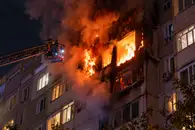 Mash: Двое человек погибли при пожаре в Олимпийской деревне на западе Москвы