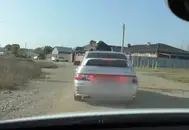 В Майкопе подросток за рулём попытался уйти от погони с гаишником на капоте