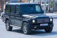 Свадебный кортеж на «Геликах» подрезал машину полиции в Нижнем Новгороде