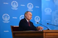 Путин заявил о сопротивлении стран с колониальным мышлением многополярному миру