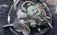 В Ленинградской области нашли уникальный средневековый клад