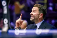 Перетягивание канатов: как Эдди Хирн и Дана Уайт устроили публичную битву за бокс