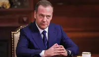 Медведев констатировал, что победу в СВО приближают не слова Трампа, а военные