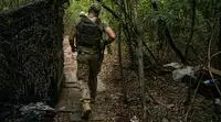 Мать считавшегося погибшим бойца СВО рассказала RT о пытках сына боевиками ВСУ