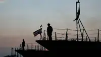Российские корабли вызвали ажиотаж в Джакарте: На борт выстроилась очередь
