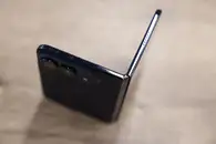 Раскладной iPhone Duo появился в Москве. Фотографии