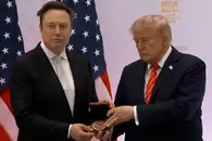 Трамп вручил Маску награду за разработки и назвал его «Эдисоном современности»