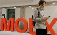«Твердо и четко»: ослабление рубля, падение IMOEX и масштаб дефолтов