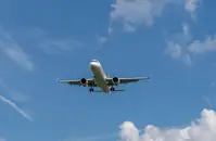 Самолёт easyJet подал сигнал бедствия и изменил маршрут над Британией