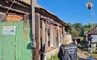 Женщина и двое детей умерли в Саратовской области после отравления едой