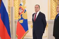 На бусы менять не будем: Лавров объяснил позицию России по доллару