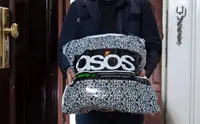 Хакеры взломали приложение ретейлера ASOS и пригрозили слить базу