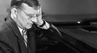 «Чтобы полюбить музыку, надо прежде всего её слушать»: 120 лет назад родился Дмитрий Шостакович