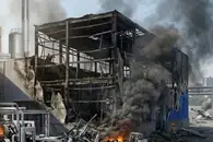 Маскировка не помогла: Под Николаевом накрыли логистический терминал «Новой почты» с военными поставками