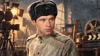 Звезда «Аты-баты, шли солдаты» доживал на пенсию матери: как бутылка сломала Николая Сектименко
