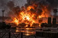 В Канаде горит военная база Уэйнрайт, есть погибшие и раненые