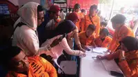 Около 130 человек пропали без вести на затонувшем в Индонезии пароме