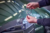 Mercedes грозит закрыть заводы в Германии, если рабочие не выйдут сверхурочно