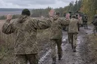 В Волчанском котле боевики ВСУ оставляют технику и массово сдаются в плен