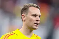 Компани после ошибки Нойера заявил, что вратарь не сыграет в матче ЛЧ с «Викингом»