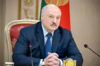 Лукашенко: Белоруссии не нужны чужие территории, но и свои не отдаст