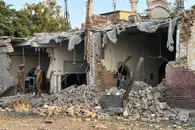 Число жертв теракта у мечети в Пакистане выросло до 21