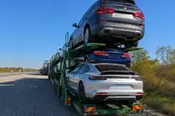 Серийный угонщик похитил большегрузы с элитными авто на 100 млн рублей