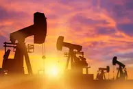 Новак связал рост цен на нефть с фрахтом судов и подорожанием страховок