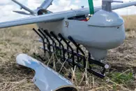 Обломки БПЛА упали в промзоне Салавата, возник пожар