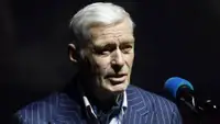 Борис Щербаков рассказал, как лишился части пальца при работе в своей мастерской