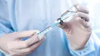 Вирусная рулетка: почему прививаться от гриппа в конце осени рискованнее, чем сейчас