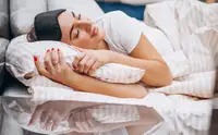 Ученые связали клетчатку с хорошим сном. Что говорят врачи