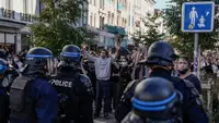 Полиции Франции запретили применять оглушающие гранаты во время протестов учащихся