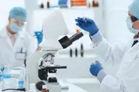 Российскую онковакцину «Онкорна» планируют включить в ОМС с 2027 года