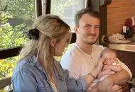 Семья вернулась в Россию после 30 лет в Германии и устроилась на завод на Алтае