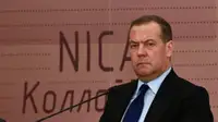 «С волками жить»: Медведев заявил, что на всех россиян в Европе объявлена охота после задержания Звинчука