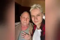 «Сегодня он покинул нас»: Shaman поделился трагической новостью прямо на концерте