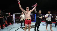 Волков победил Куниева единогласным решением на турнире UFC в Абу-Даби