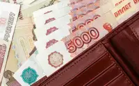 Опрос показал, сколько людей предпочитают хранить сбережения наличными