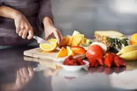 Диетолог рассказала, действительно ли фрукты мешают похудению