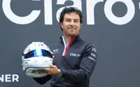 Собиравшийся уйти из F1 Серхио Перес продлил контракт с худшей командой