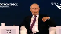 Путин поинтересовался у Грефа, сколько денег заработал Сбер. Видео