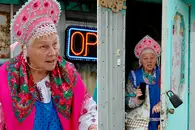 Борщ, хлеб и русский характер: Babushka Нина с Аляски покорила американских блогеров