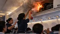 Пауэрбанк вспыхнул над головами: Самолёт с более чем 180 пассажирами экстренно сел в Индии