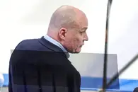 «Есть один недовольный игрок». Жена Разина — об отстранении главного тренера «Металлурга»