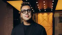 Что известно о проектах, долгах и судебных разбирательствах предпринимателя