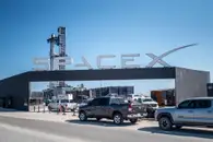 SpaceX купила частоты в диапазоне 800 МГц для запуска мобильной связи в США