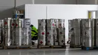 Сделки хотят перекрасить // Продажу бывших заводов покрытий PPG оспаривают в суде